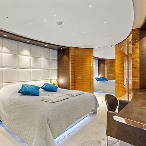 Private Bathroom King Room